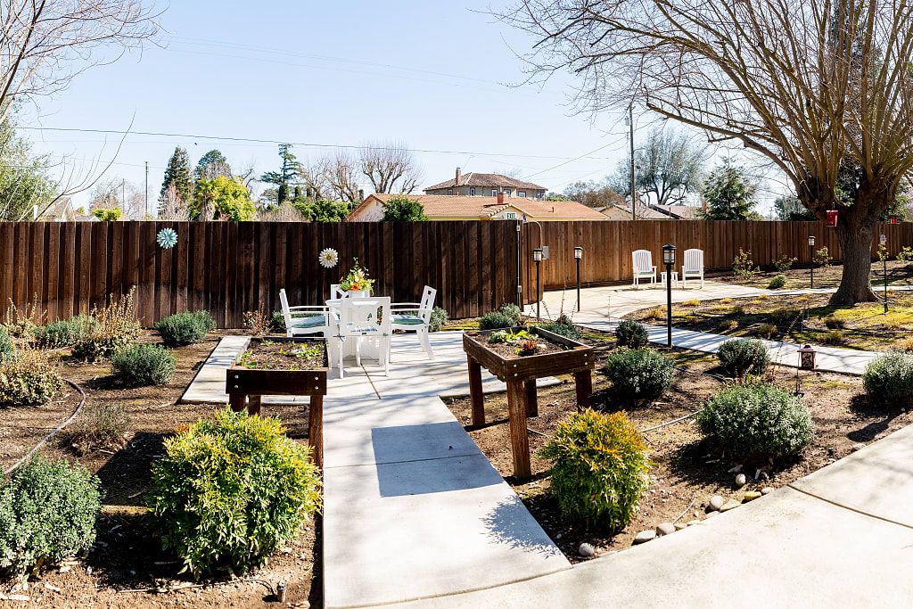 Astoria Senior Living at Oakdale