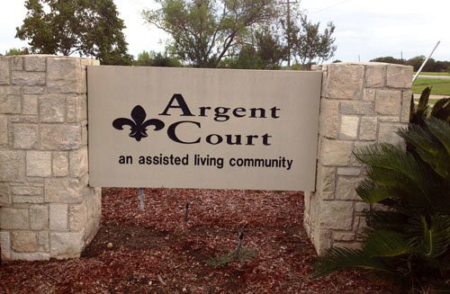 Argent Court Seguin