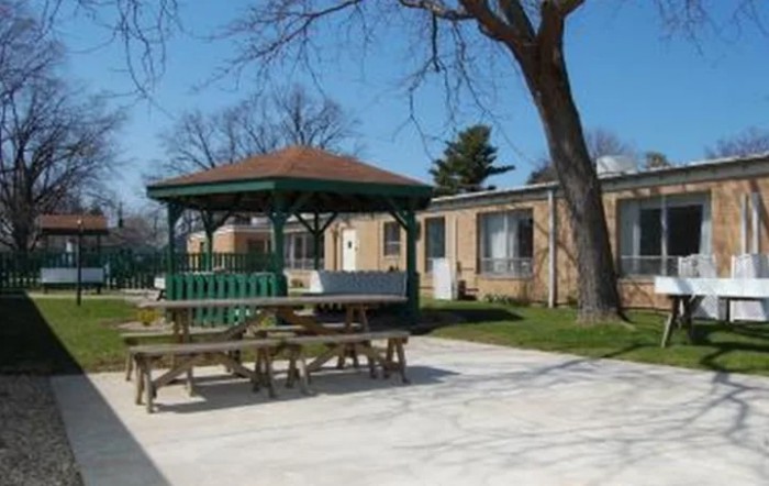 Golden Living Center - Laporte