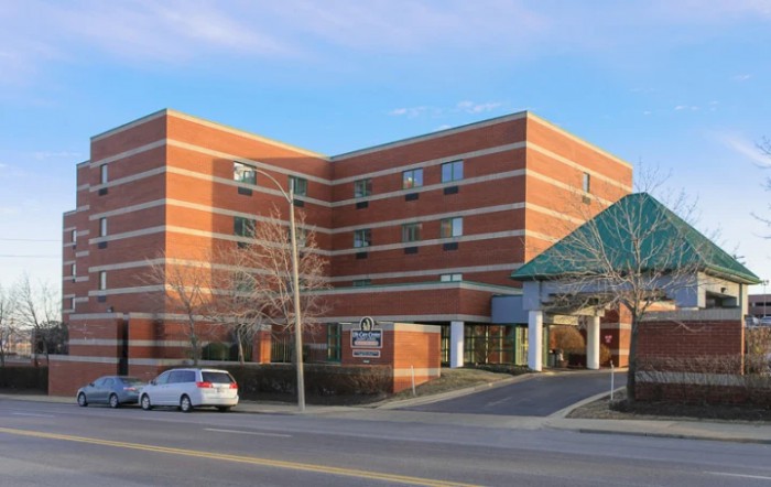 Life Care Center Of St Louis