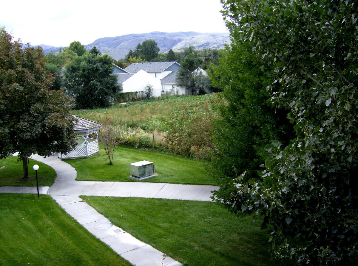Cottonwood Cove Retirement Community