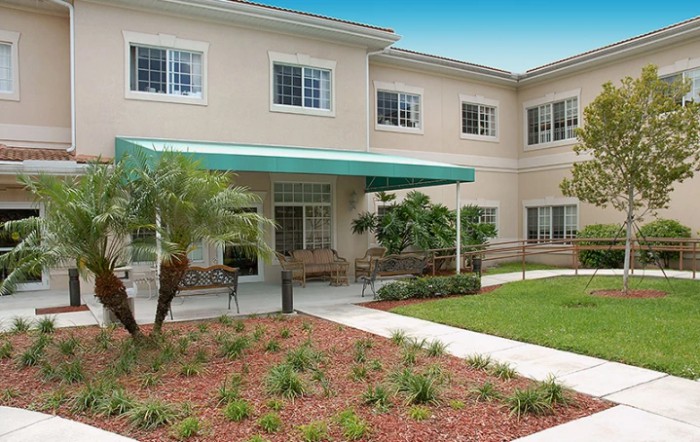 Life Care Center Of Inverrary