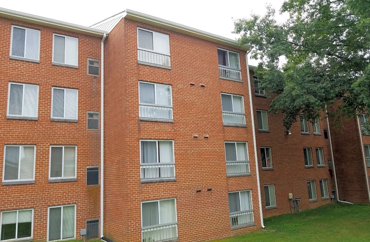 Brookside Gardens Apts