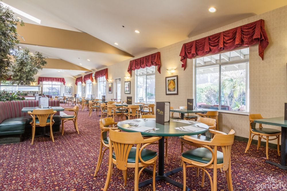 Carlton Senior Living Pleasant Hill - Downtown