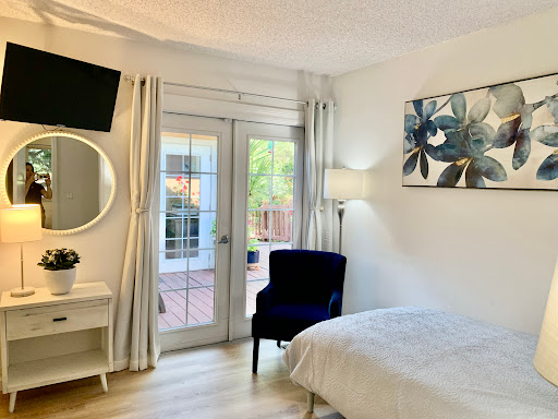 Pleasanton Senior Care Villa