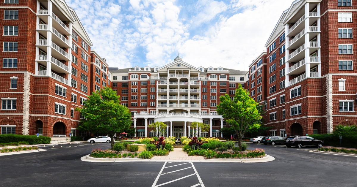 Plymouth Place,  a CCRC