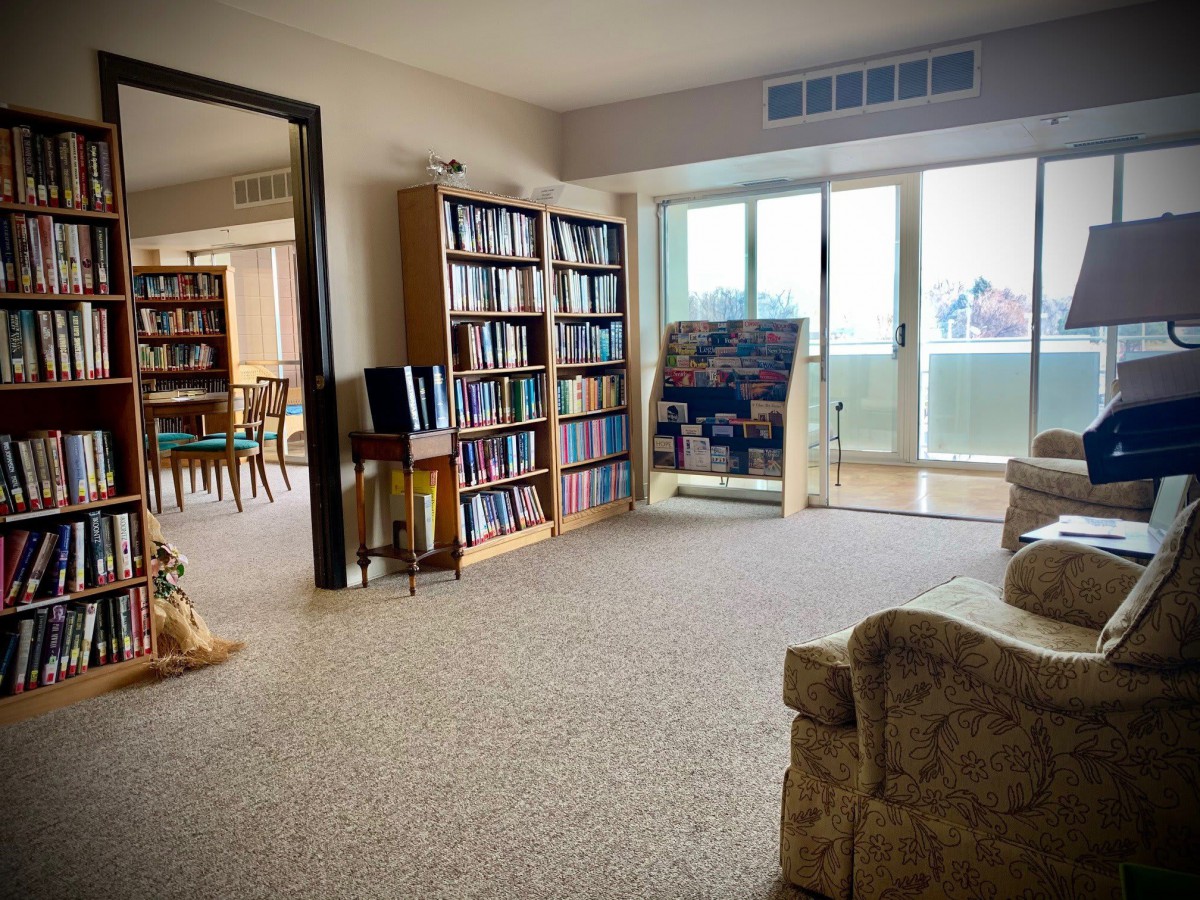 Villa Pueblo Senior Living Community