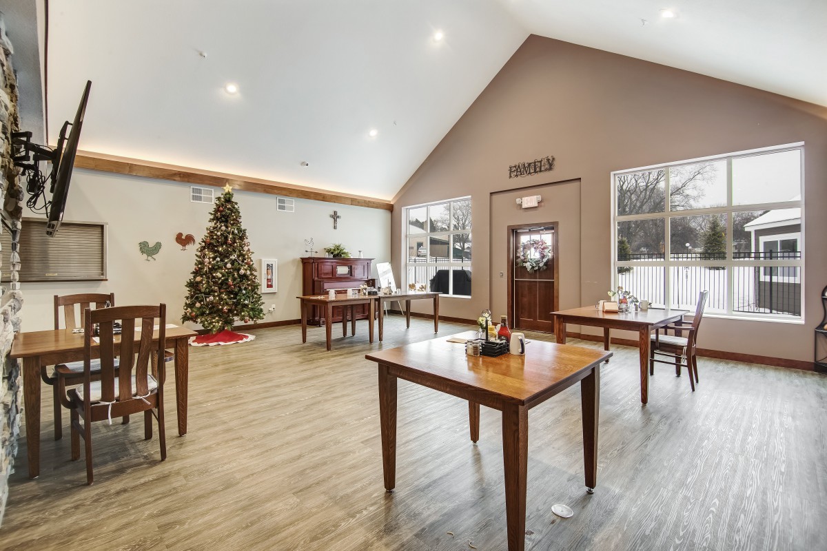 Suite Living - North St. Paul