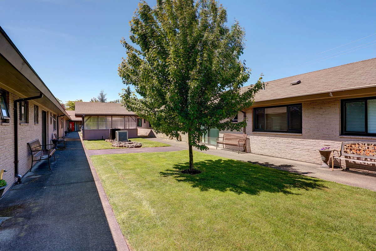 Gateway Care and Retirement Center