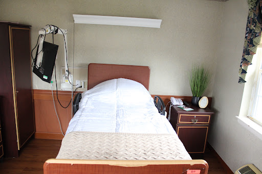 Salmon Brook Rehab And Nursing