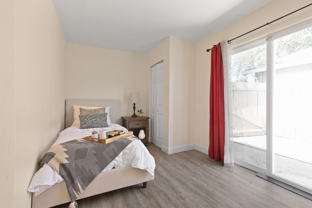 Robert Creek Villa II