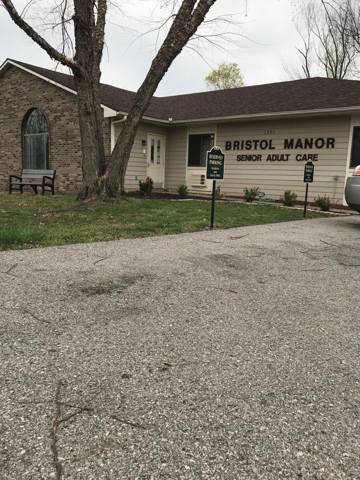 Bristol Manor of Eldon