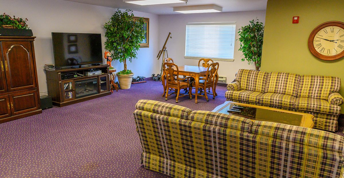 Holiday Monarch Estates