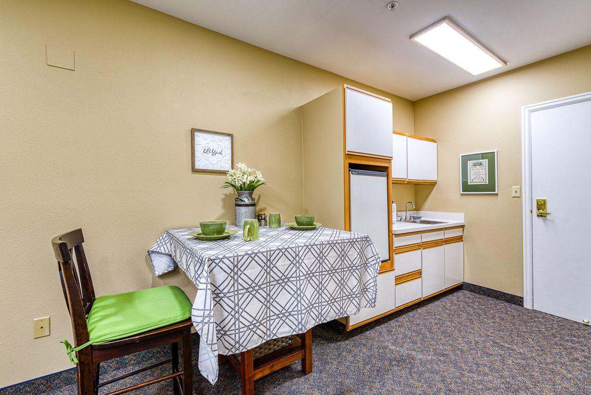 Awbrey Place Assisted Living and Memory Care