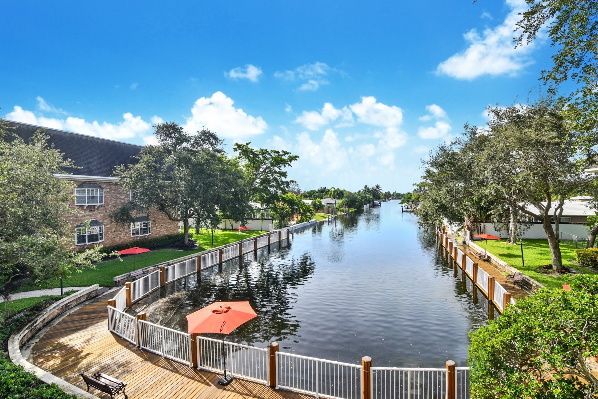 Williamsburg Landing
