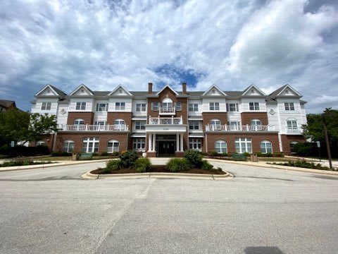 Charter Senior Living Poplar Creek