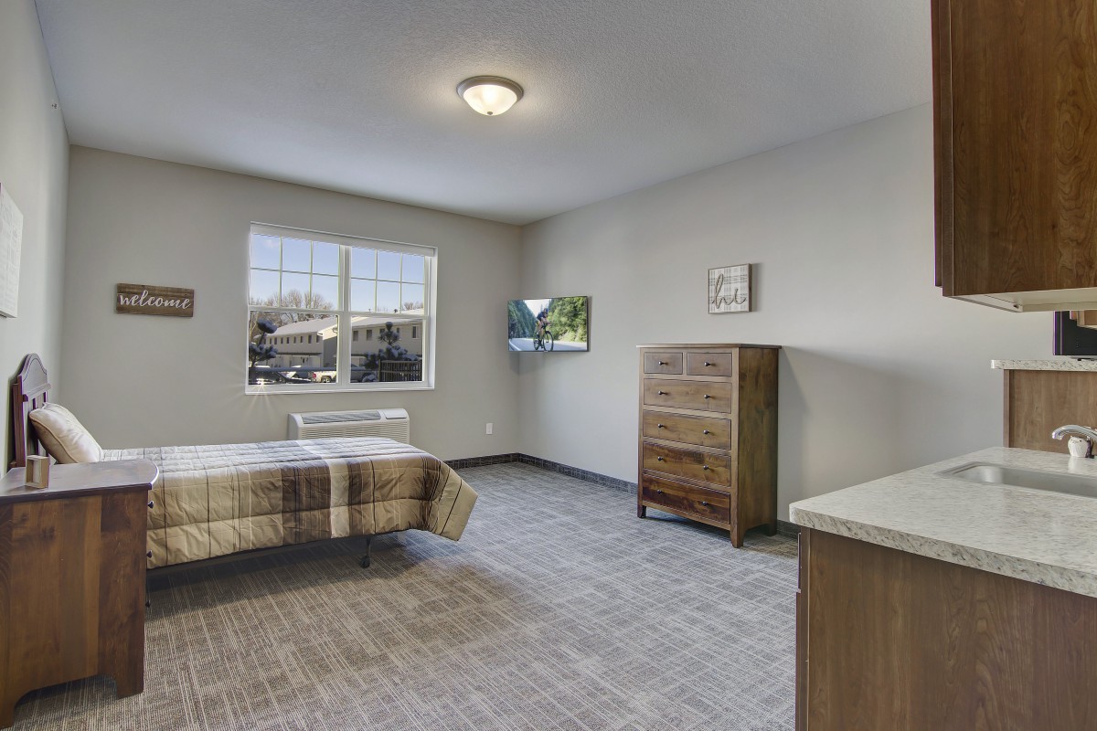 Suite Living of Spring Lake Park