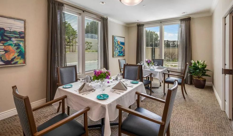 Oakmont Of Huntington Beach