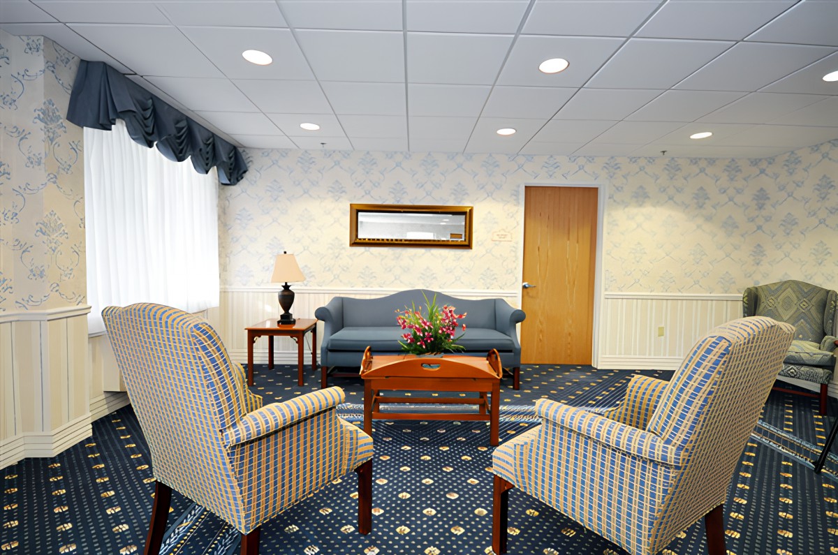 The Pines At Utica Center For Nursing And Rehab