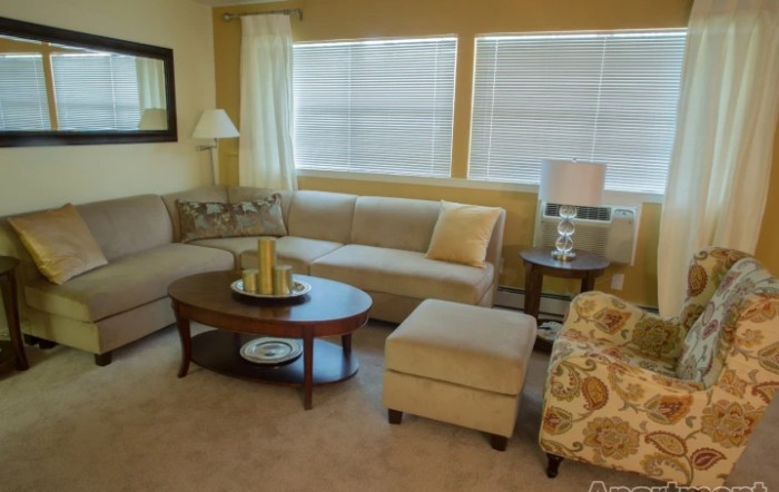Villa Pines Living Center