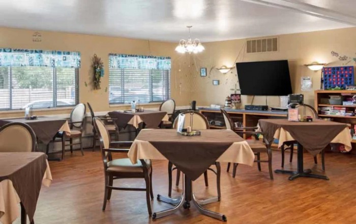 Colonial Columns Nursing Center