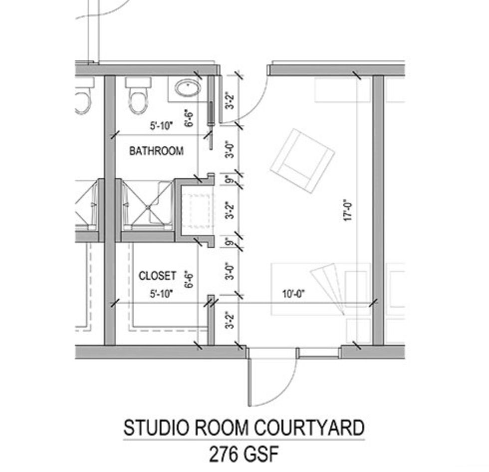 A floor plan of a studio room courtyard with specified dimensions and layout.