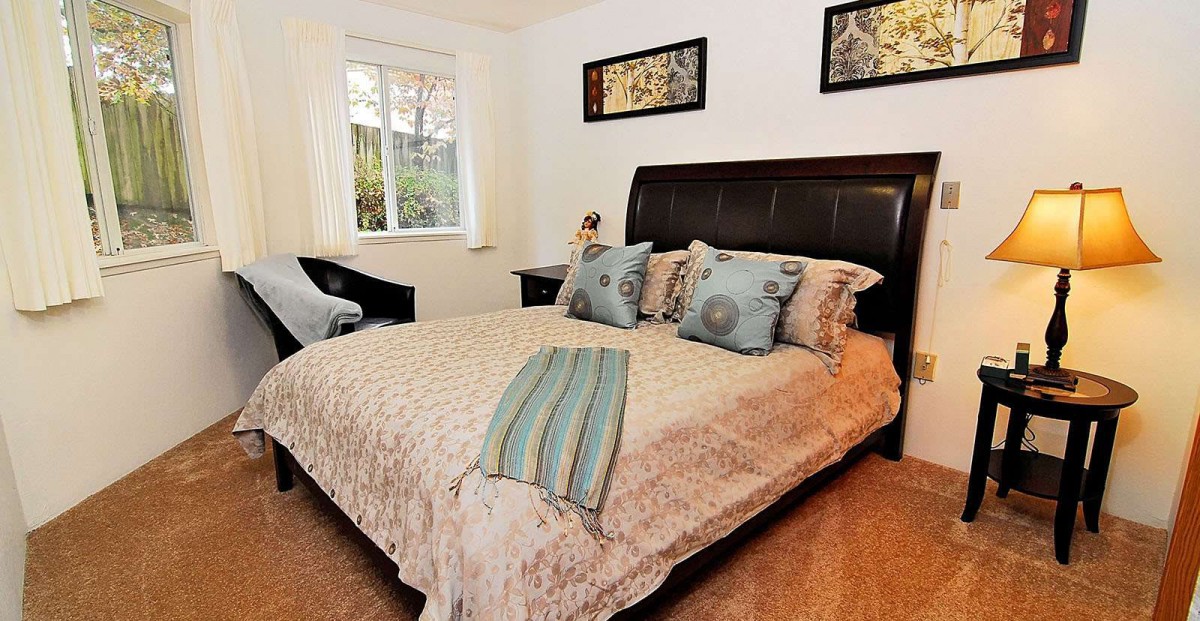 Holiday Andover Place