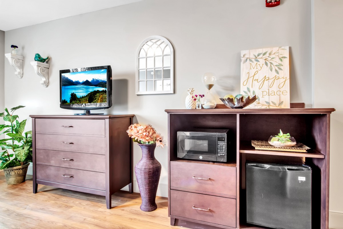 Oaks Assisted Living & Memory Care
