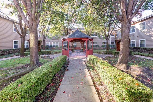Sterling Court At Roseville