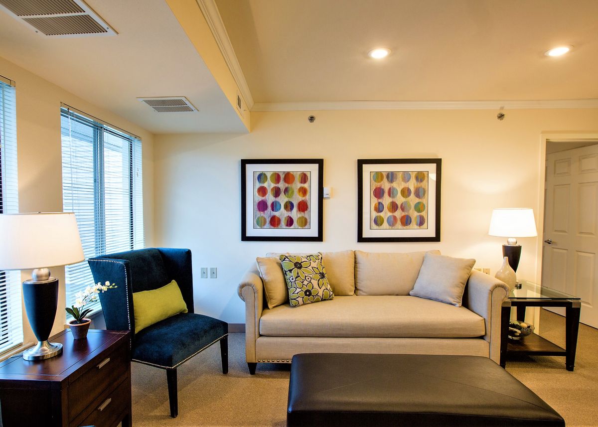 Laurel Oaks Senior Living