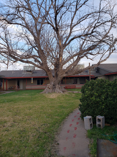 Colonial Manor II