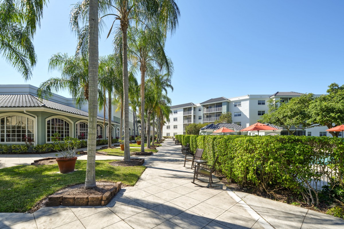 Oasis Living Quarters