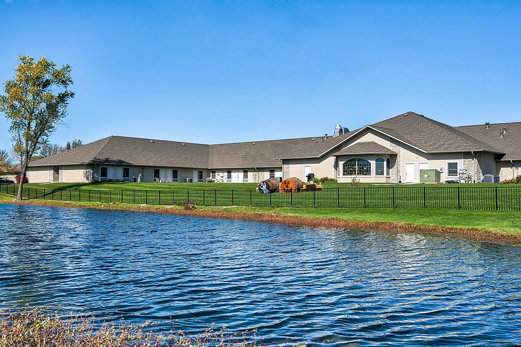 Oak Pointe of Warrenton