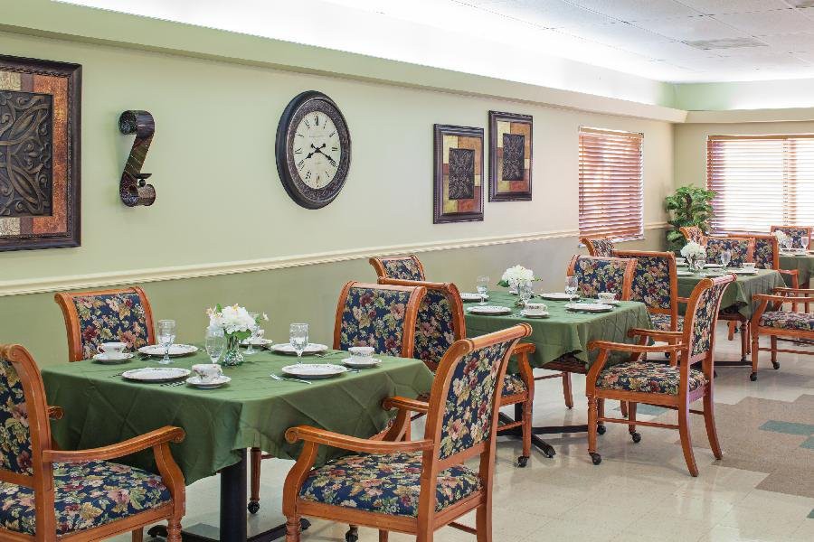 Bay Tree Center