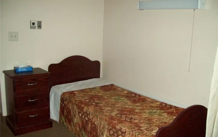 Parkside Manor