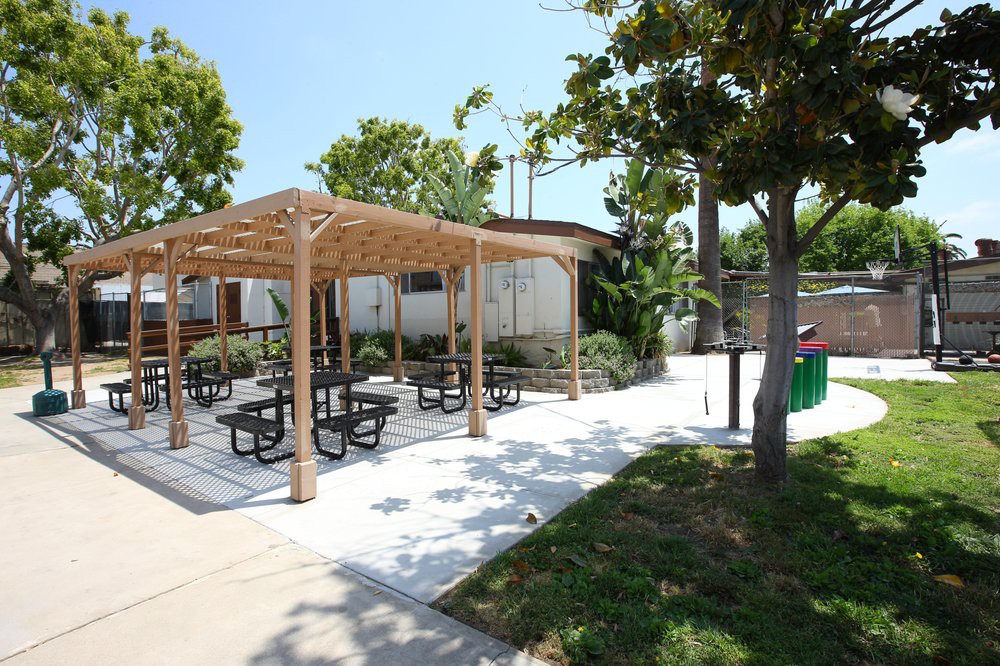 Lakeside Special Care Center