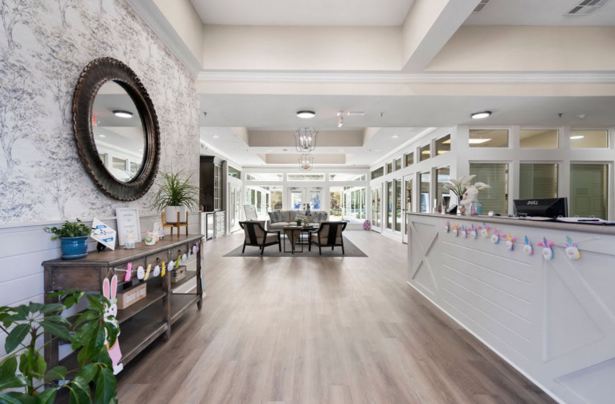 Modern lobby with stylish decor and inviting atmosphere.