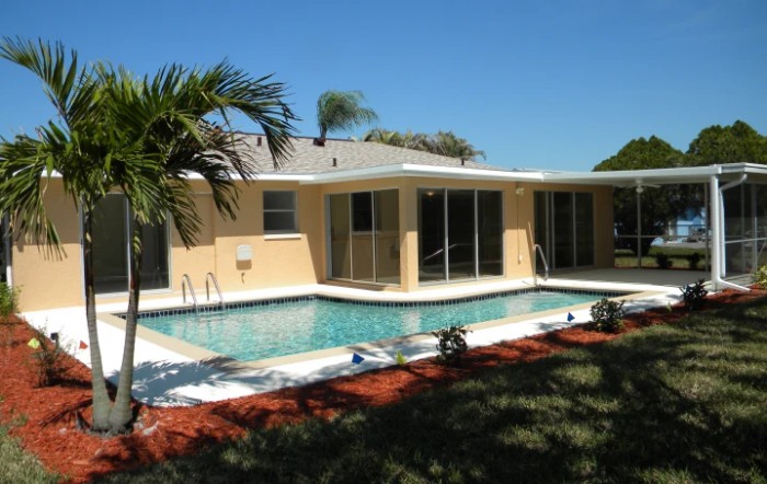 Coral Trace Manor