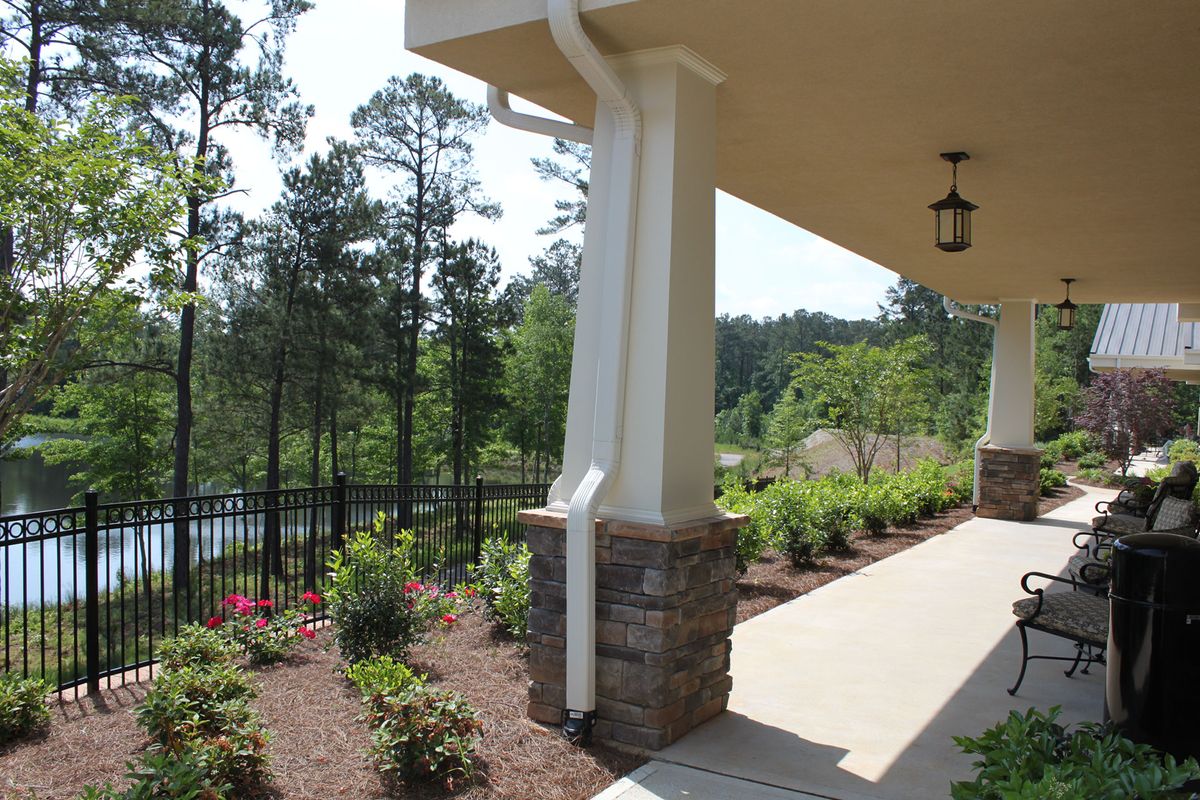 Benton House Of Newnan