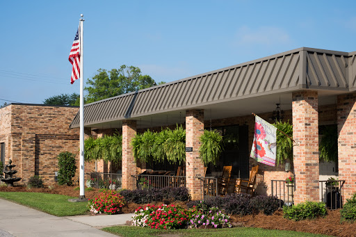 White Oak Manor - Newberry