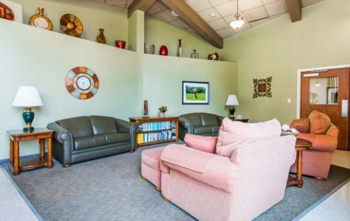 Signature Healthcare At Summit Manor Rehab & Wellness