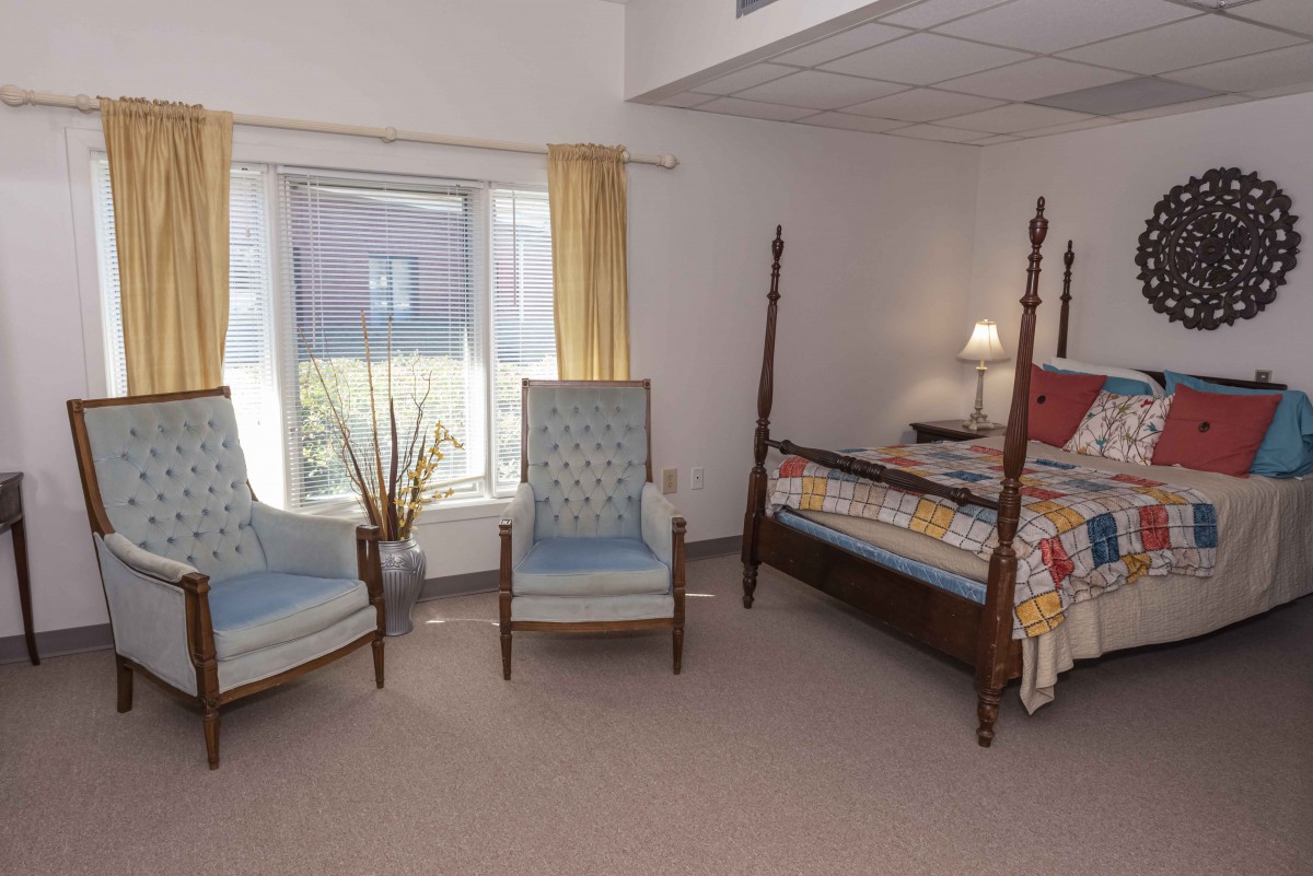 Magnolia Manor Of Columbus Nursing Center - East