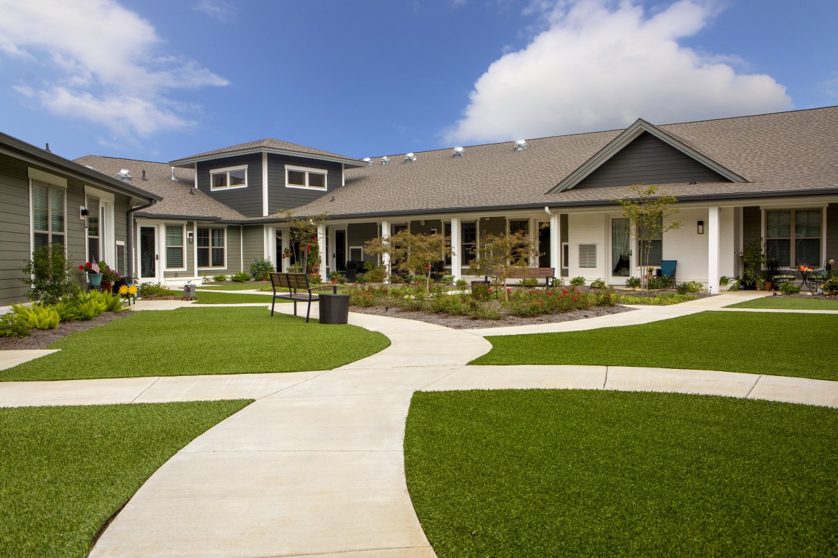 Avanti Senior Living at Lafayette