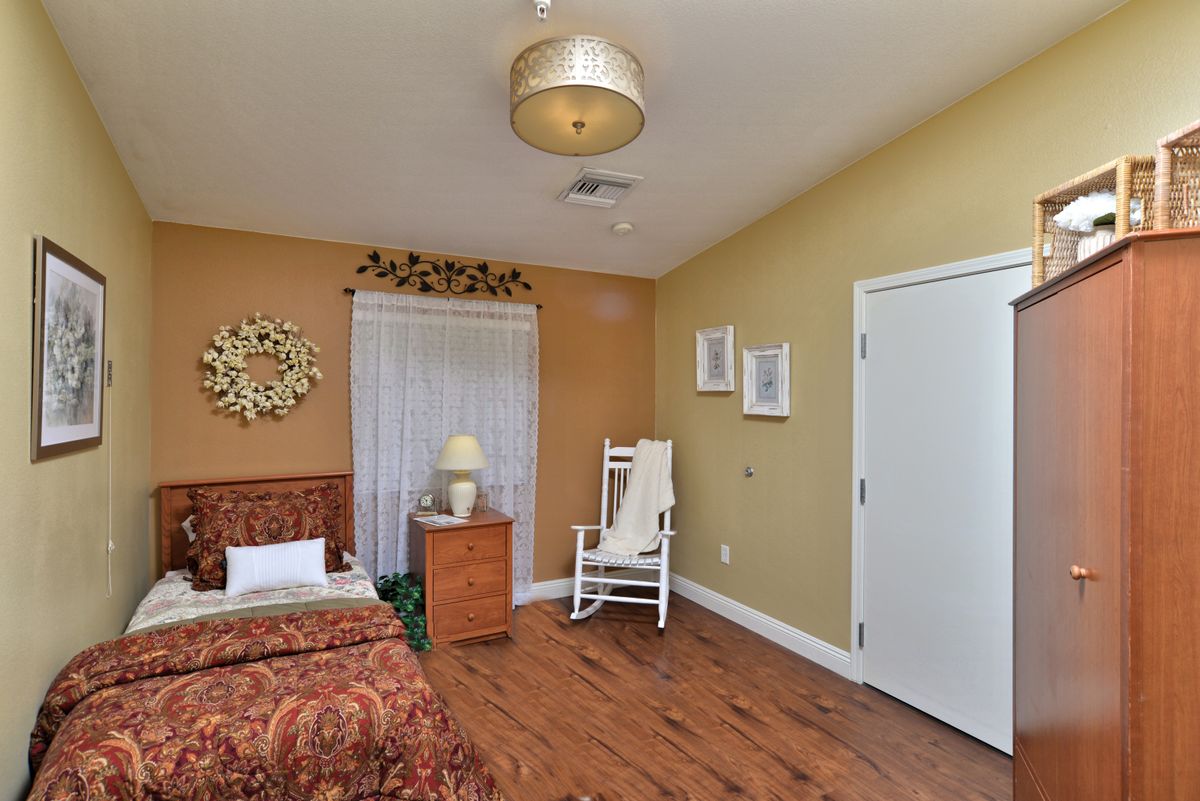 Pacifica Senior Living Green Valley
