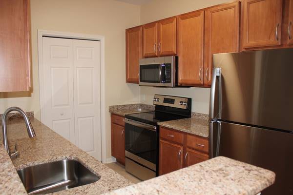 Residences at Highland Glen