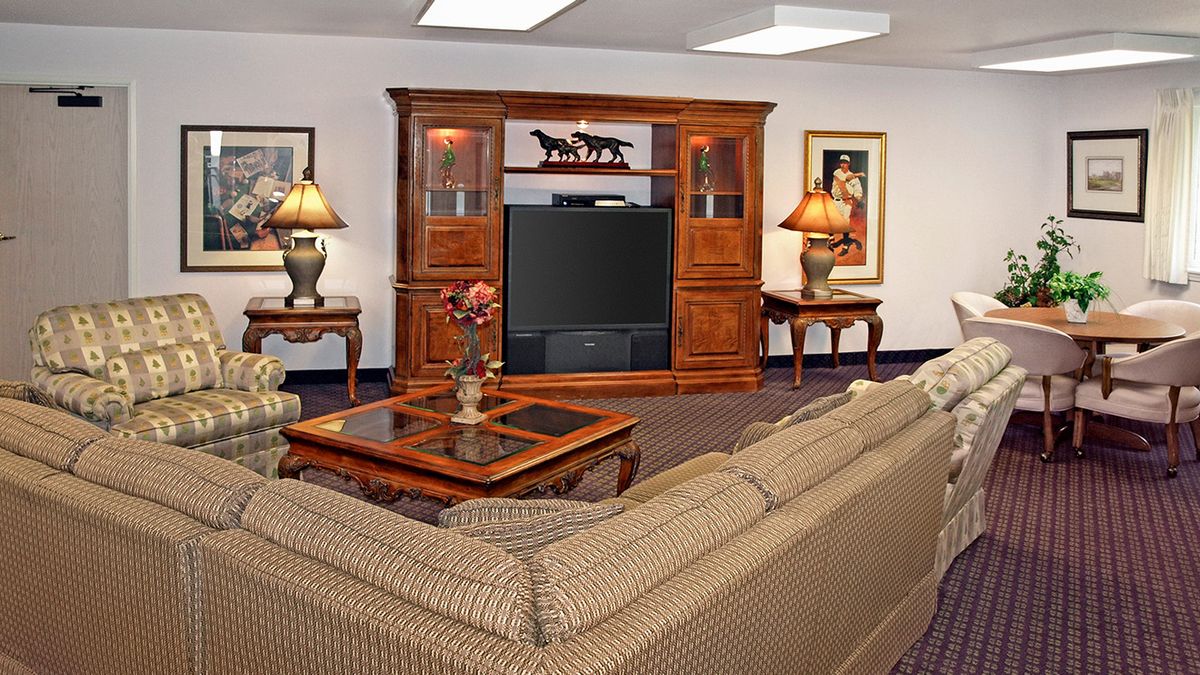 Holiday Deepwood Estates