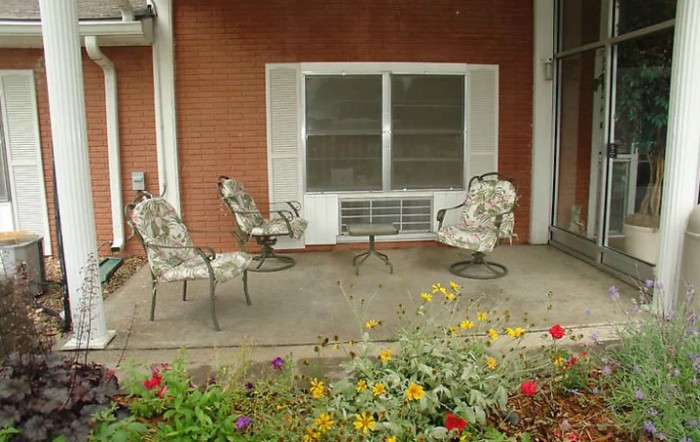 Golden Living Center - New Haven