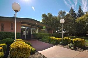 Windsor Elk Grove Care And Rehabilitation Center
