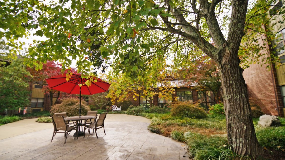 Hickory Valley Retirement Ctr