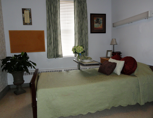 Advantage Living Center - Southgate
